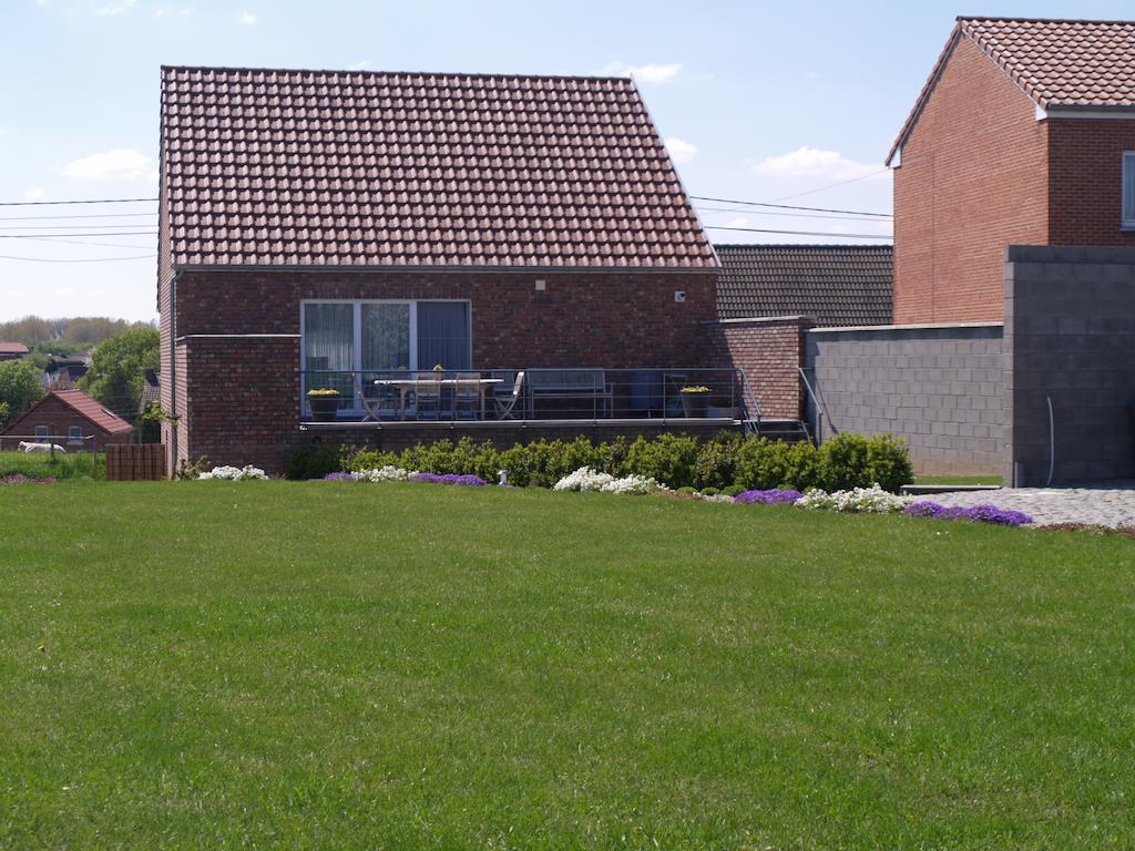 Villa De Joelenberg Heers Habitación foto