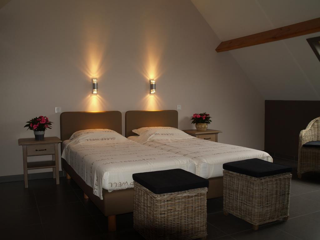 Villa De Joelenberg Heers Habitación foto
