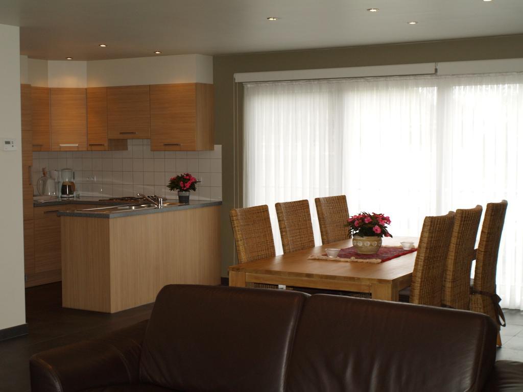 Villa De Joelenberg Heers Habitación foto